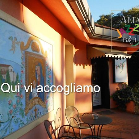 Aliajazz - B&B Hotel - 卡斯特罗维拉里 外观 照片