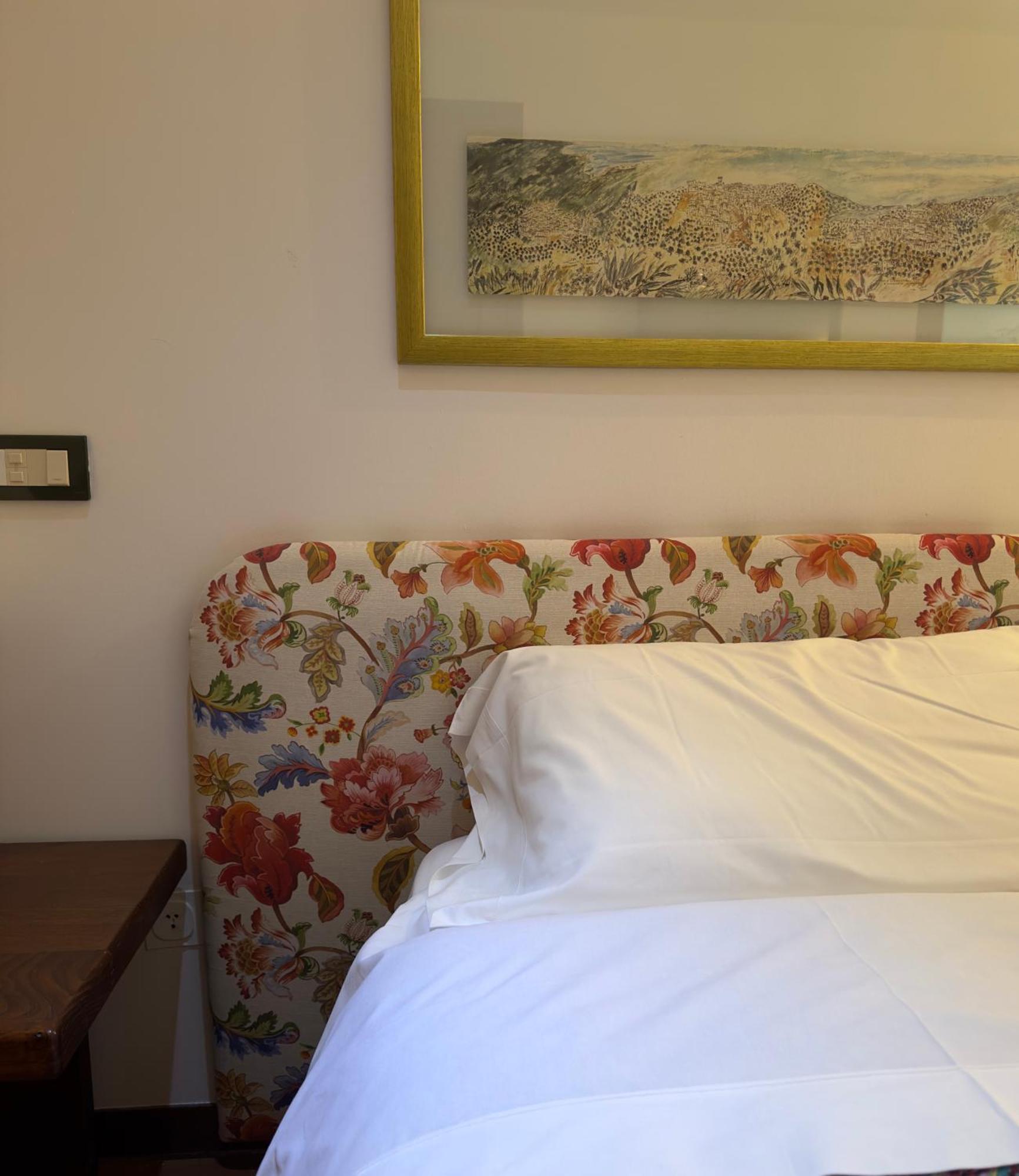 Aliajazz - B&B Hotel - 卡斯特罗维拉里 外观 照片